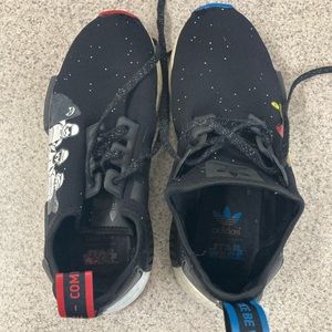 Good used condition Adidas Boys size 4